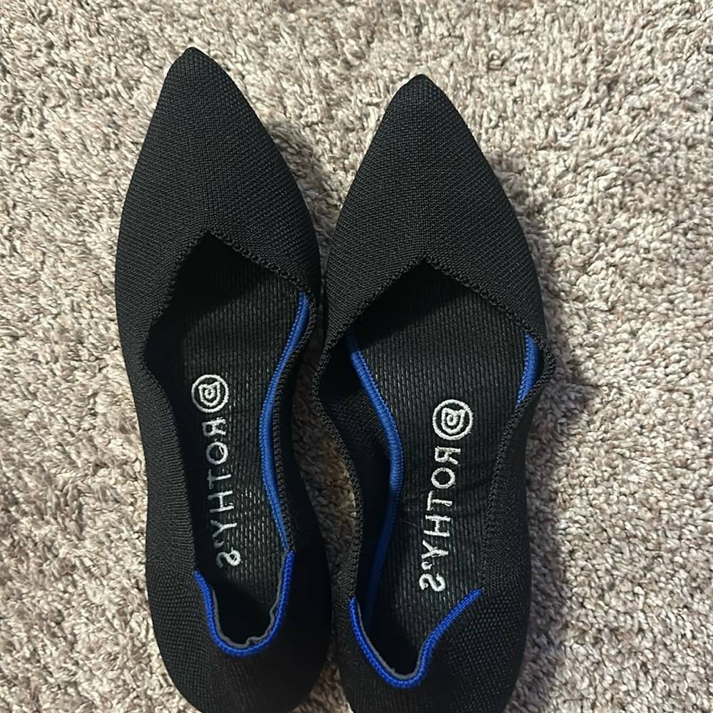 Worn once they’re too small pinch my feet. Size 8w